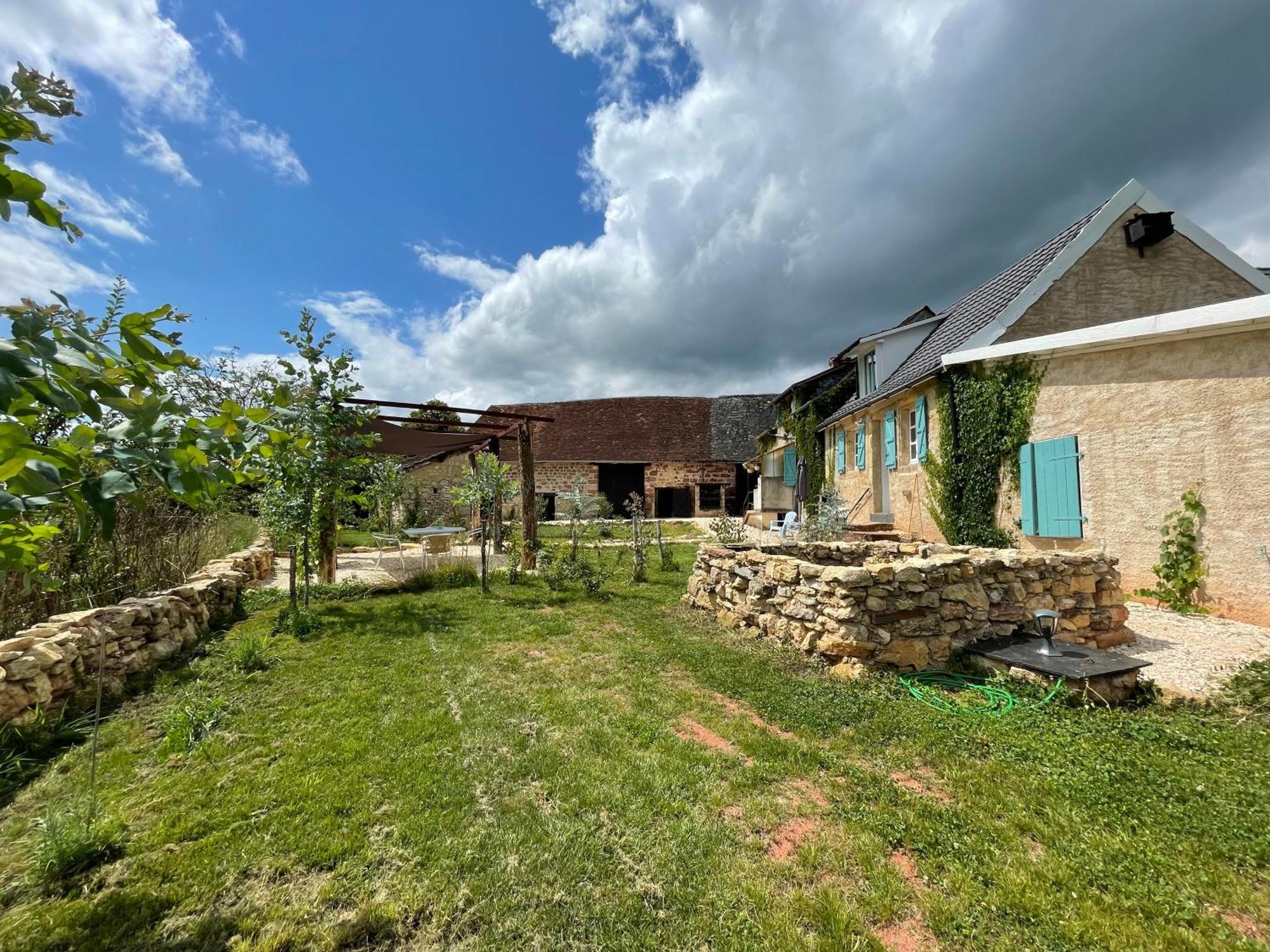 Villa La Belle Petite Ferme Rosiers De Julliac 19350 à Le Bos Extérieur photo