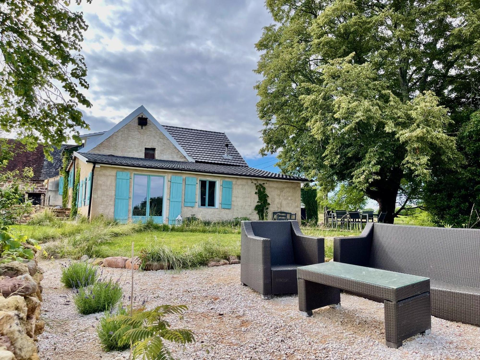 Villa La Belle Petite Ferme Rosiers De Julliac 19350 à Le Bos Extérieur photo